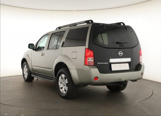 Nissan Pathfinder  2.5 dCi 