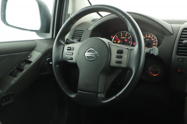 Nissan Pathfinder  2.5 dCi 