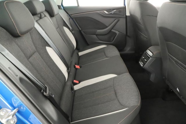 Škoda Kamiq  1.0 TSI Top Selection