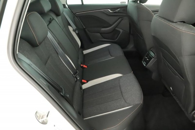 Škoda Kamiq  1.0 TSI Top Selection