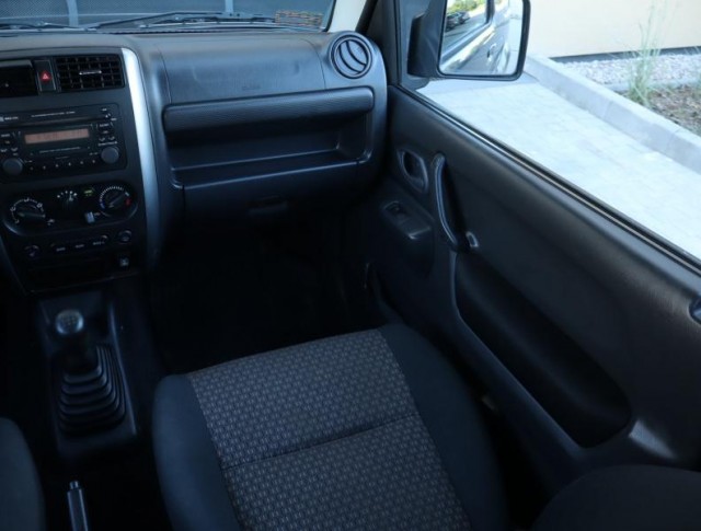 Suzuki Jimny  1.3 16V 