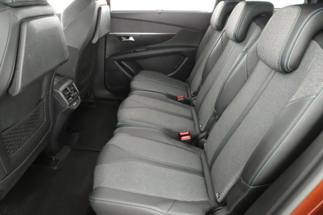 Peugeot 5008  PureTech 130 