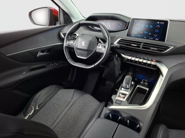 Peugeot 3008  1.6 PureTech Allure