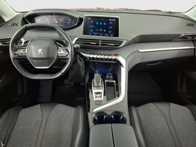 Peugeot 3008  1.6 PureTech Allure