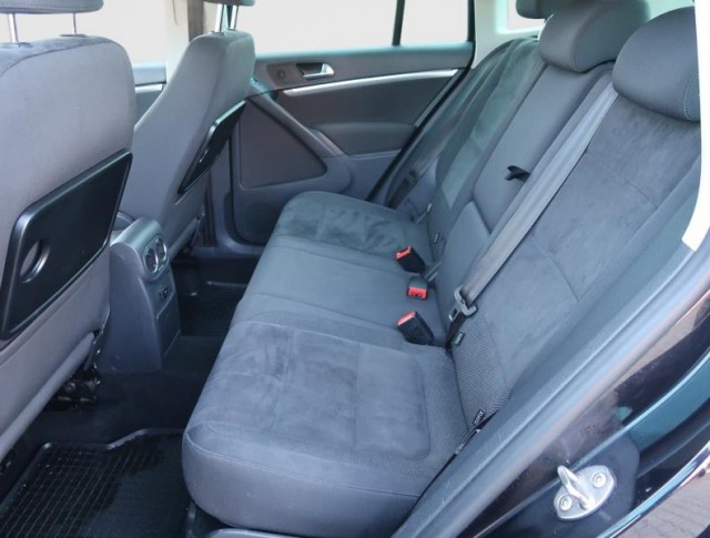Volkswagen Tiguan  2.0 TDI 