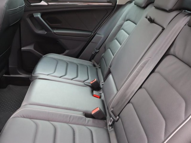 Volkswagen Tiguan  1.4 TSI eHybrid 