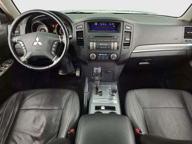 Mitsubishi Pajero  3.2 DI-D 