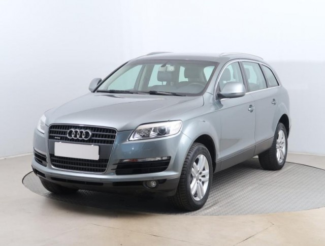 Audi Q7  3.0 TDI 