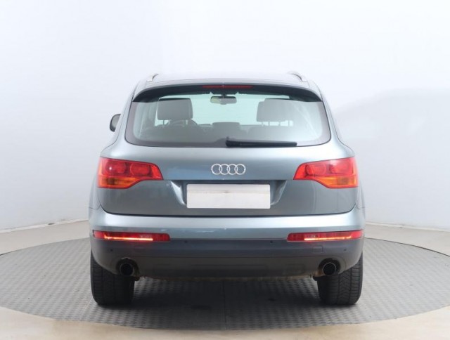 Audi Q7  3.0 TDI 
