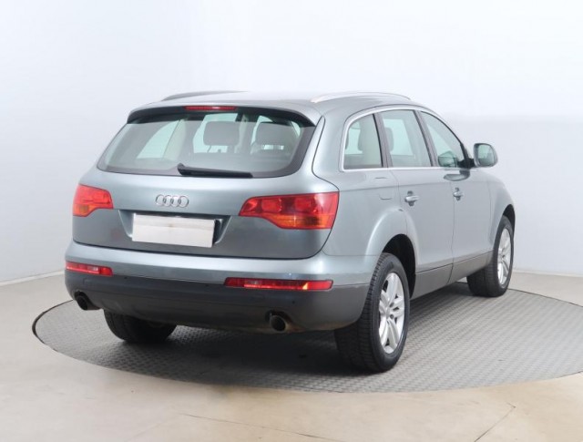 Audi Q7  3.0 TDI 
