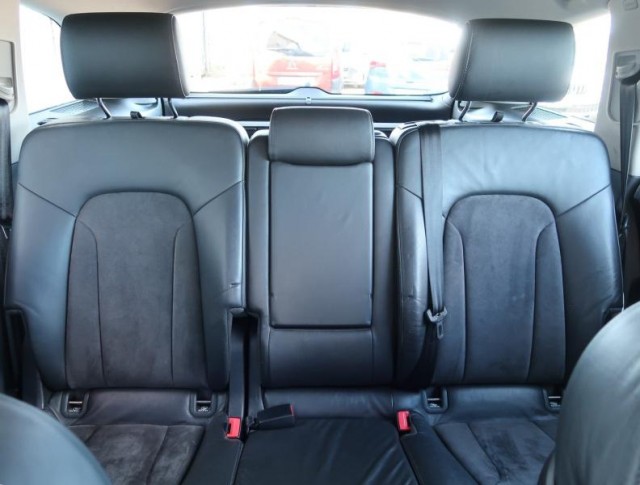 Audi Q7  3.0 TDI 