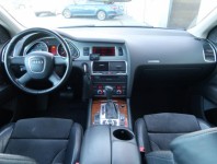 Audi Q7  3.0 TDI 