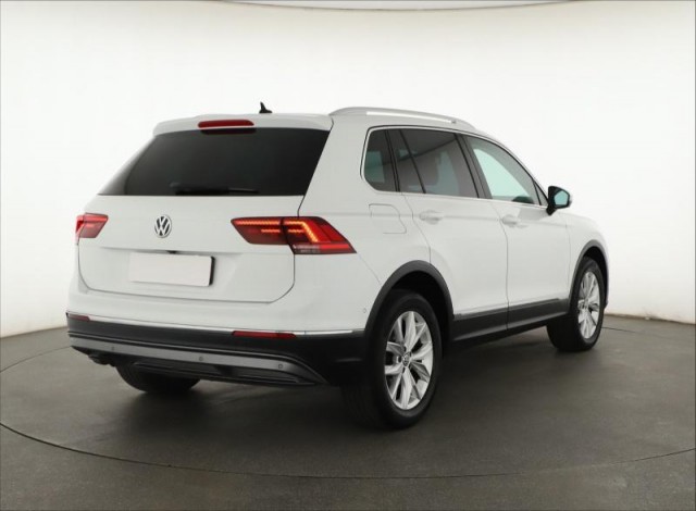 Volkswagen Tiguan  2.0 TDI 