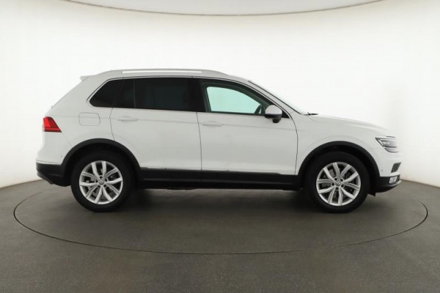 Volkswagen Tiguan  2.0 TDI 
