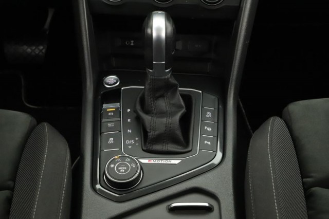 Volkswagen Tiguan  2.0 TDI 