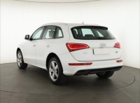 Audi Q5  2.0 TDI S line