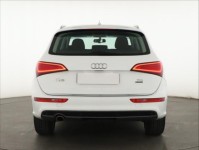 Audi Q5  2.0 TDI S line