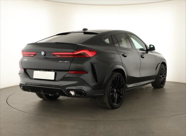 BMW X6  xDrive30d M Paket