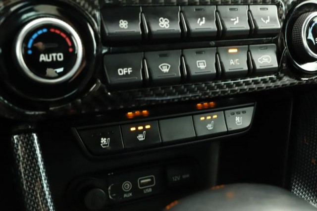 Kia Sportage  2.0 CRDi 