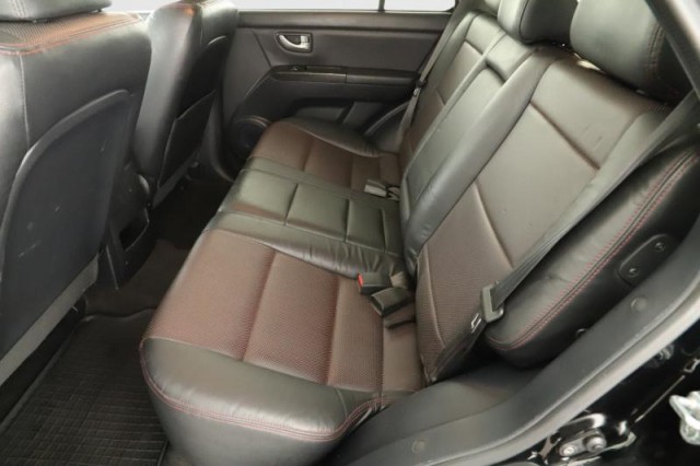 Kia Sorento  2.5 CRDi 