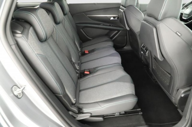 Peugeot 5008  1.5 BlueHDi Allure