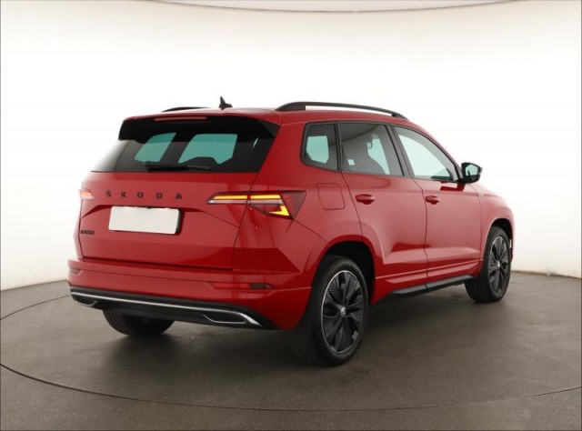 Škoda Karoq  1.5 TSI Sportline