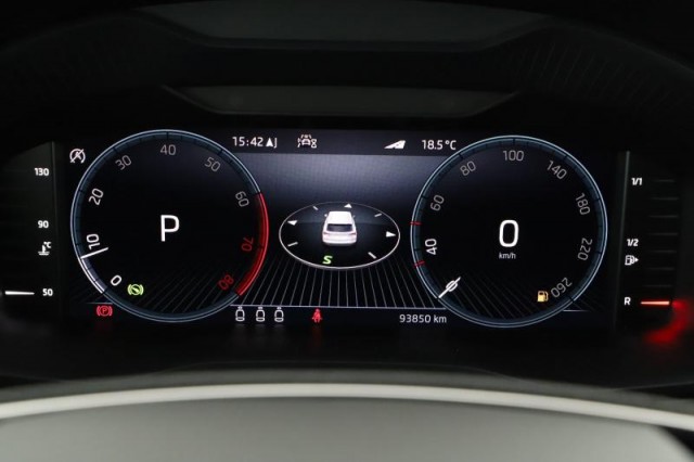 Škoda Karoq  1.5 TSI Sportline