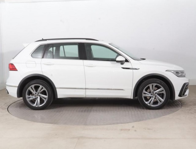 Volkswagen Tiguan  2.0 TSI R-Line