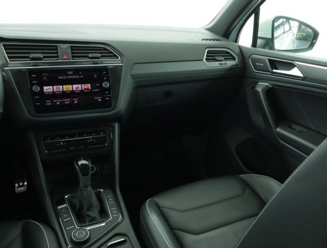 Volkswagen Tiguan  2.0 TSI R-Line