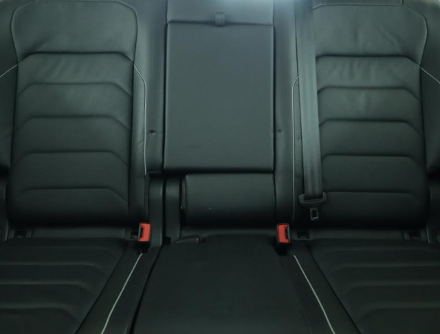 Volkswagen Tiguan  2.0 TSI R-Line