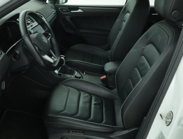 Volkswagen Tiguan  2.0 TSI R-Line