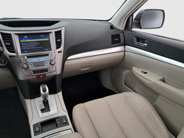 Subaru Outback  2.5 