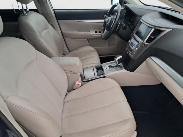 Subaru Outback  2.5 