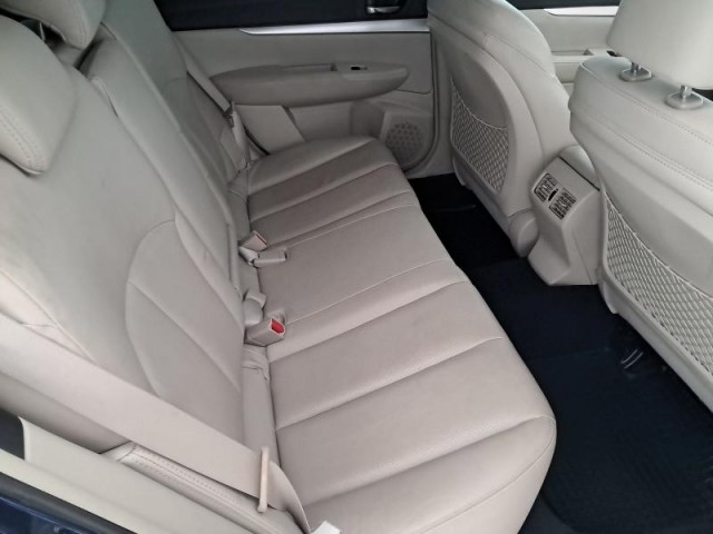 Subaru Outback  2.5 