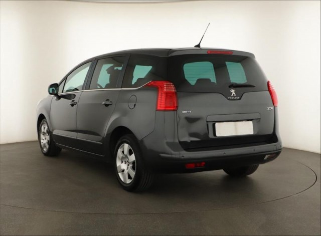 Peugeot 5008  1.6 BlueHDi 