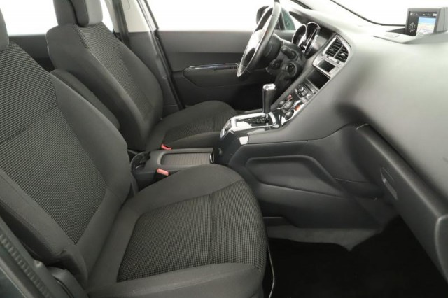 Peugeot 5008  1.6 BlueHDi 