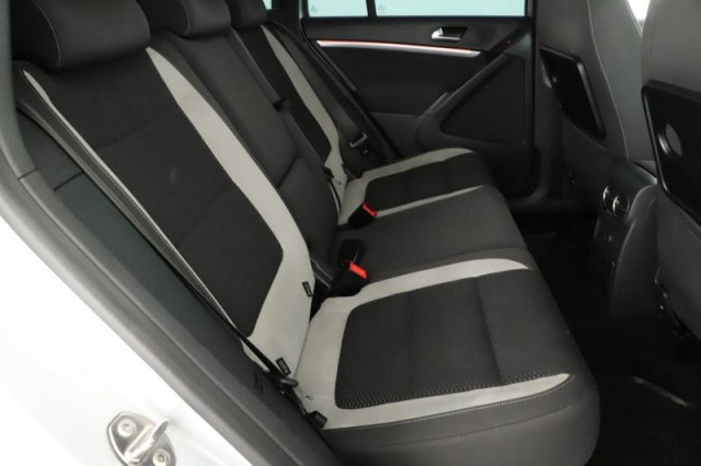 Volkswagen Tiguan  2.0 TDI 