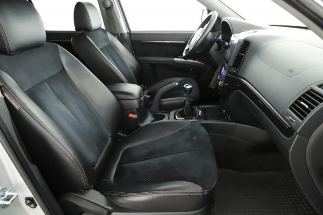Hyundai Santa Fe  2.2 CRDi 