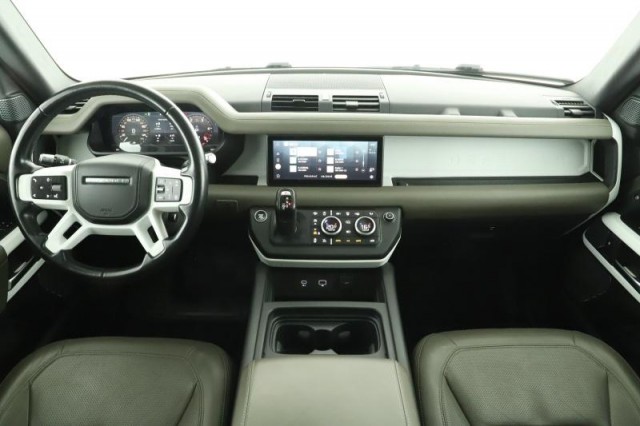 Land Rover Defender  D250 AWD HSE