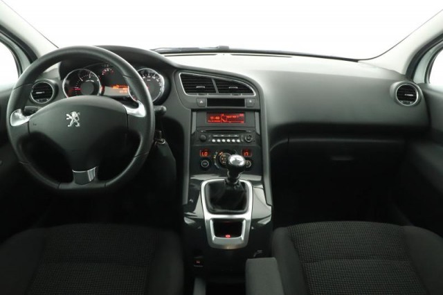 Peugeot 5008  2.0 BlueHDi 