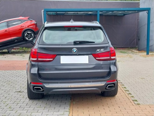 BMW X5  xDrive40d 