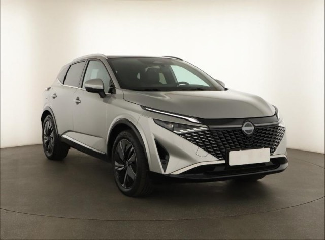 Nissan Qashqai  1.3 DIG-T MHEV Tekna