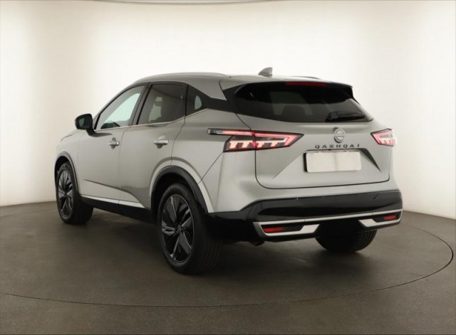 Nissan Qashqai  1.3 DIG-T MHEV Tekna
