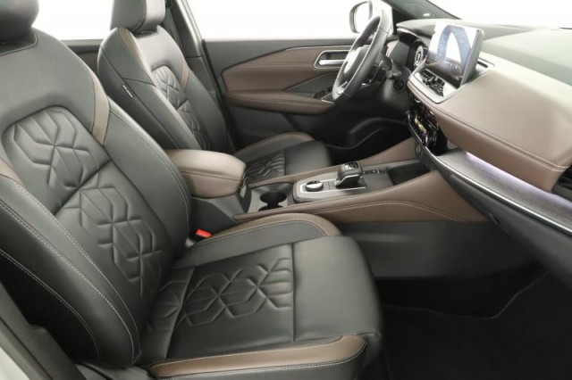 Nissan Qashqai  1.3 DIG-T MHEV Tekna