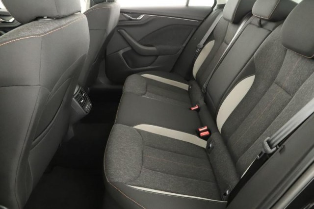 Škoda Kamiq  1.0 TSI Style