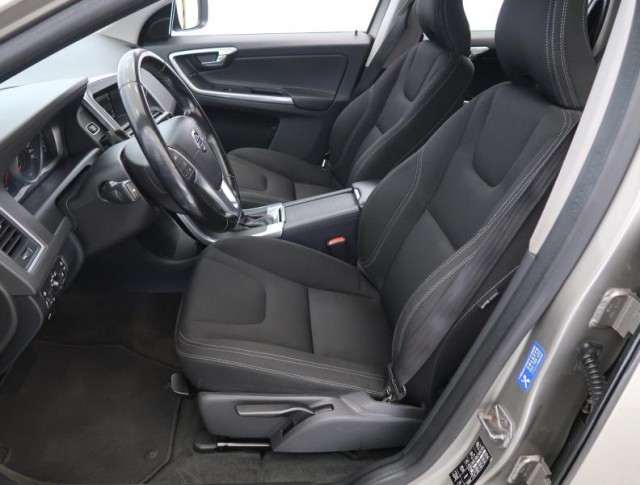 Volvo XC60  T5 AWD 