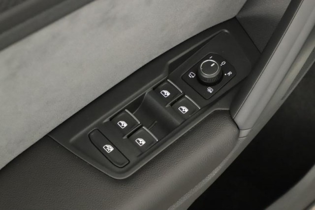 Volkswagen Tiguan  R 2.0 TSI R-Line