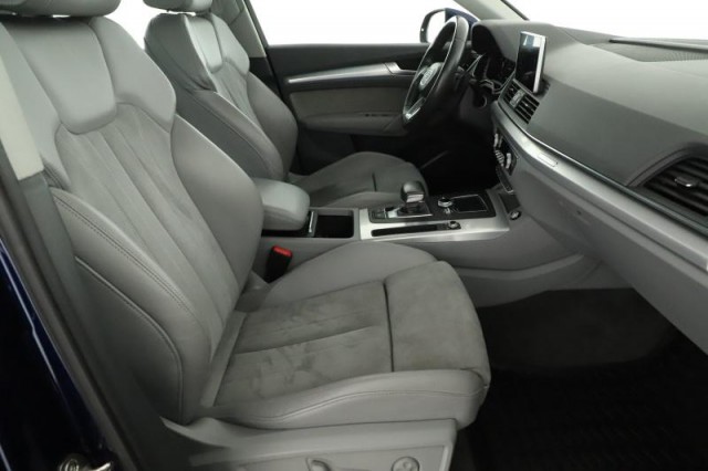 Audi Q5  2.0 TDI basis