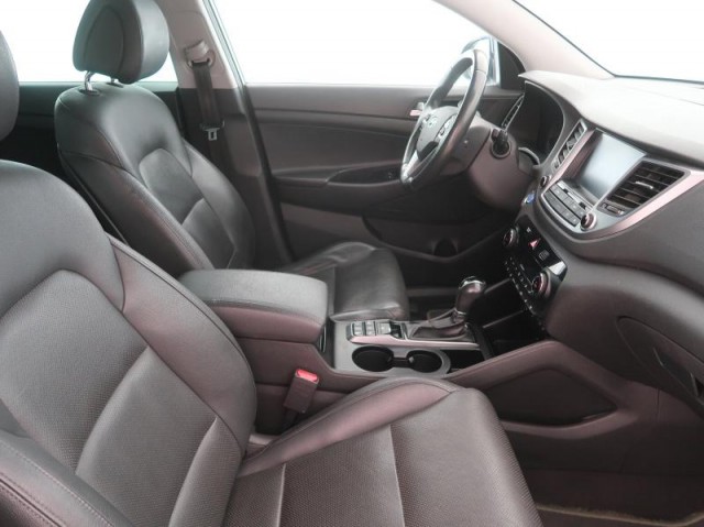 Hyundai Tucson  2.0 CRDi Executive