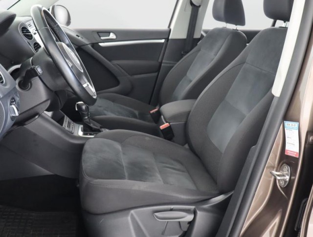 Volkswagen Tiguan  2.0 TDI Sport
